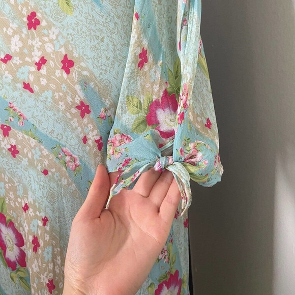 Carrie Hutton Y2K V-Neck Floral Flowy Midi Dress Cut Out Sleeves - Picture 5 of 15